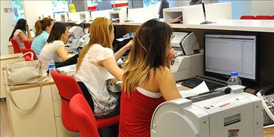 Kredi büyümesindeki yavaşlama sürüyor