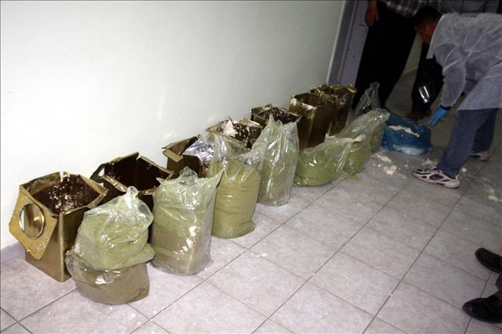 Çökelek tenekesinde esrar