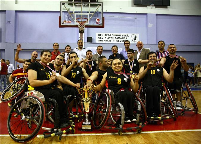 Galatasaray'dan bir şampiyonluk daha