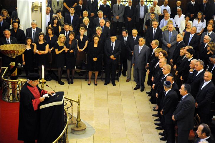 Hayati Kamhi toprağa verildi