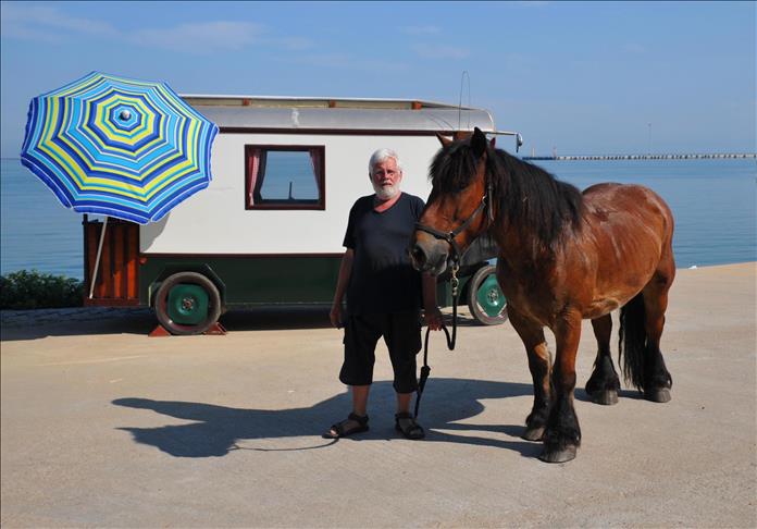 هولندي يشد الرحال إلى مكة للتعرف على الإسلام