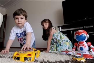 Akranının kalp kapağıyla hayata tutundu