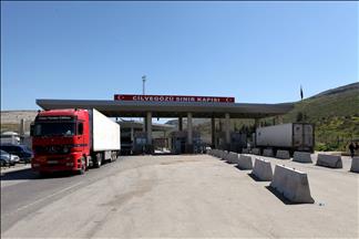Turkish truck driver attacked in Syria