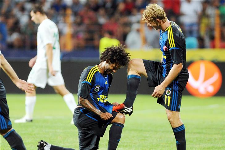 Kanarya Kuyt'la tura uçtu