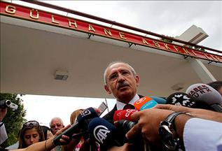 El sıkışmadık ama ''nasılsın'' dedik