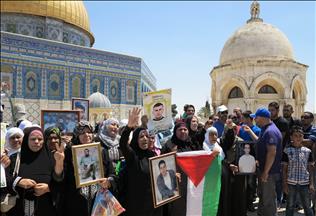 إسرائيل تعتقل رئيس لجنة أهالي الأسرى بالقدس