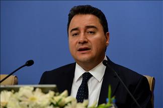 Ekonomik kriz fazlar değiştirerek devam ediyor