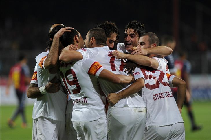 Aslan koltuğunu geri aldı