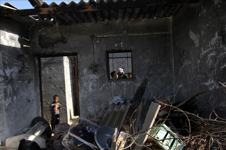 İsrail yine Gazze'yi vurdu