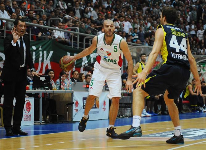 Fenerbahçe Ülker unvanını yitirdi