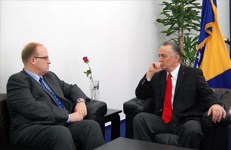 Lagumdžija se sastao sa Mooreom