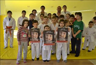 Yaşları küçük yürekleri büyük