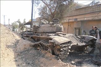 Şam'ın banliyöleri ateş altında