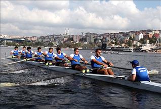 Kürek ilgi bekliyor