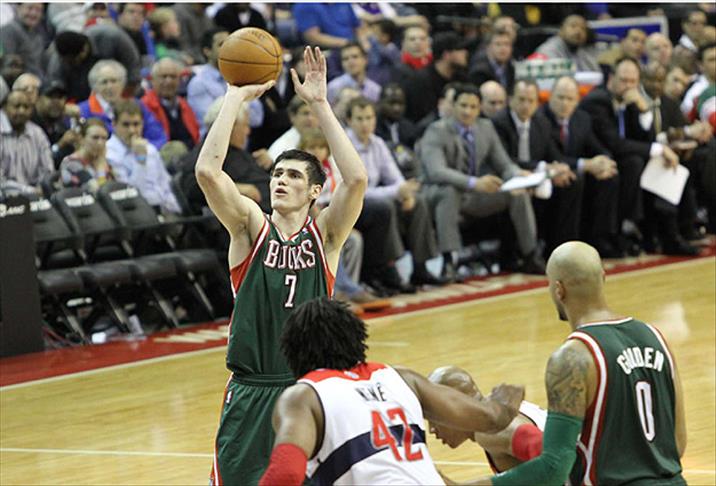 İlyasova en skorer oldu