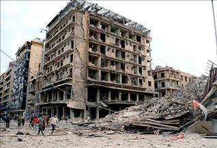 Halep füzelerle bombalandı