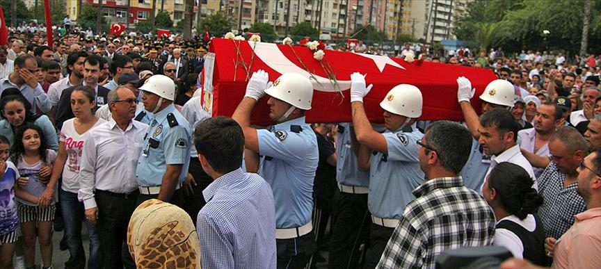 Şehit polis için Adana'da tören