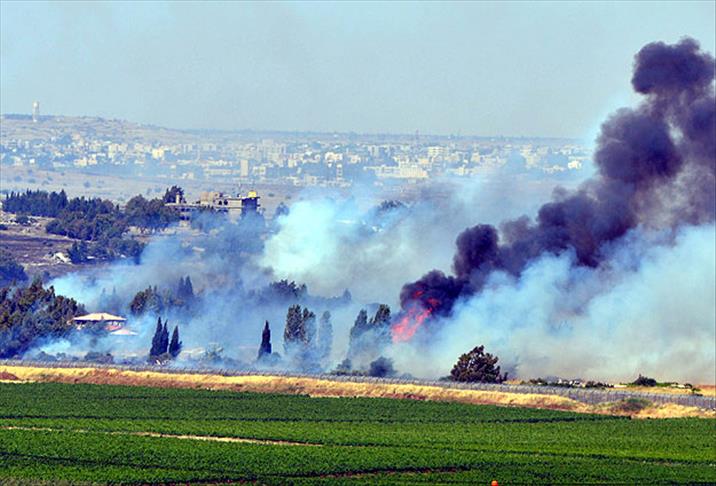 İsrail sınırındaki köylere topçu ateşi