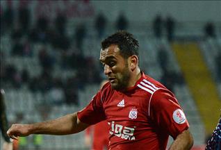 Erman Kılıç'ın transferi uefa.com'da