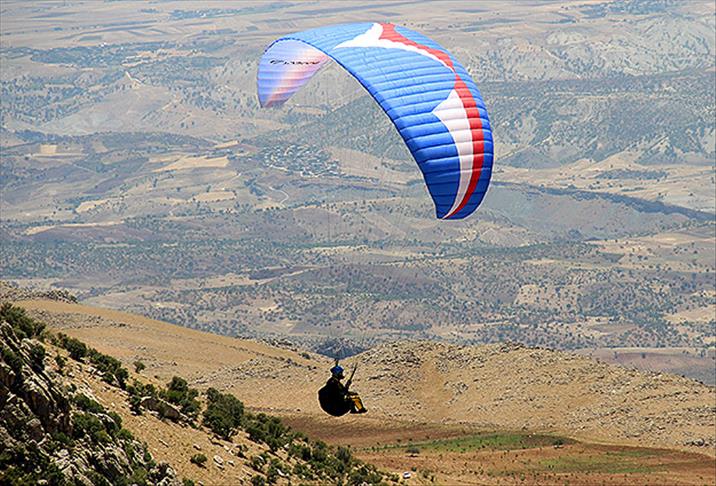 Li Adiyamanê kelecana paraşûtê