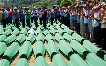 البوسنة تحيي غداً الذكرى 18 لمجزرة سربيرينيتشا