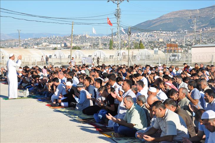 Penaberên Sûriyê bi xemgînî ketin cejnê