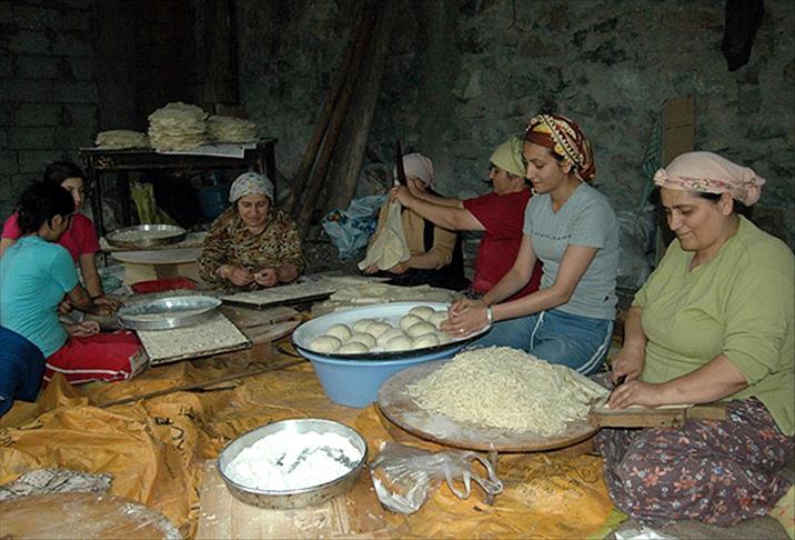 Bayramdan bayrama hatırlanan gelenekler