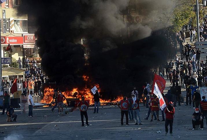 Протест против соседства мечети и джемеви