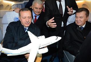 Эрдоган ознакомился с самолетом «Ан-158»