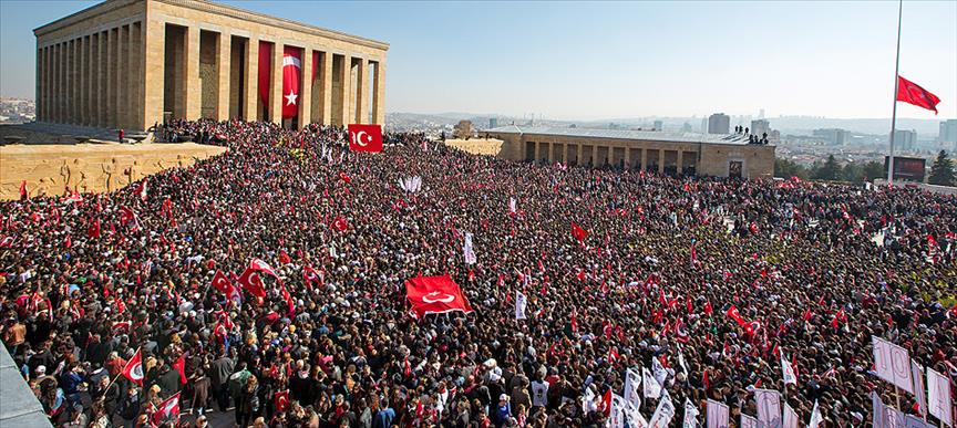 Anıtkabir'e rekor ziyaretçi