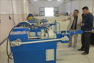 ھەناردەکردنی بزمار بۆ عێراق و ئێران