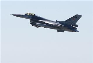 Türk F-16'ları Rus uçağını izledi