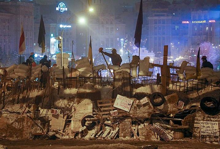 В Киеве вновь возведены баррикады