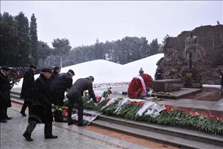 Почтена память Гейдара Алиева