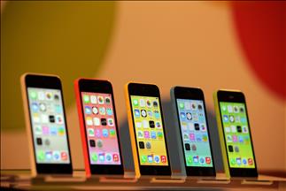 "آبل" تنفي وصول وكالة الأمن القومي الأميركي لبيانات "آي فون"