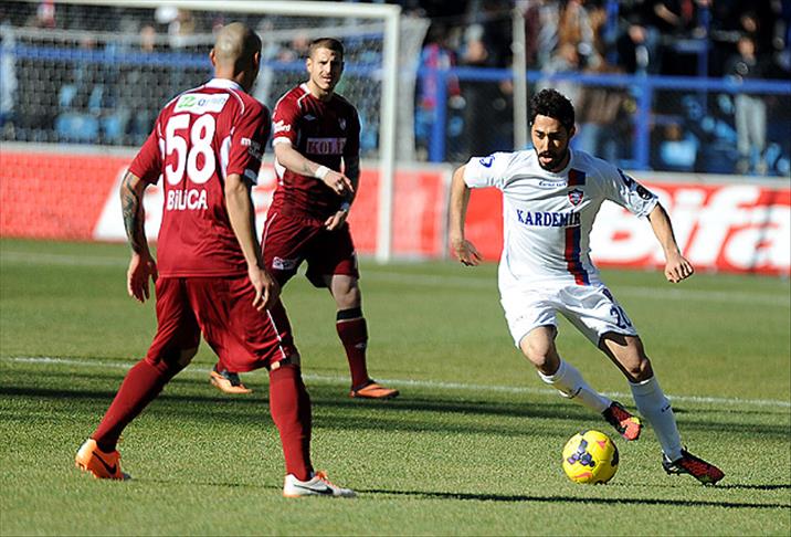 Üç puan Karabükspor'un