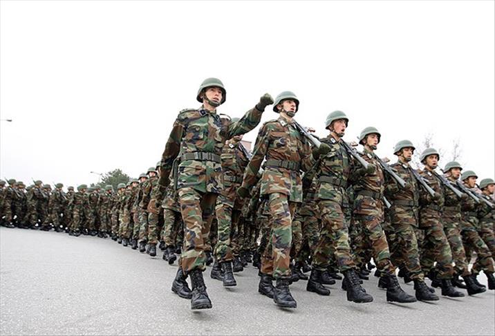 TSK'da 210 bin 327 uzman personel görev yapıyor