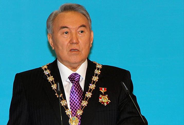 Назарбаев посетит Россию