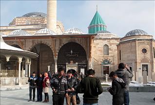 Mevlana Müzesi'nde 89 yıl sonra ilk namaz