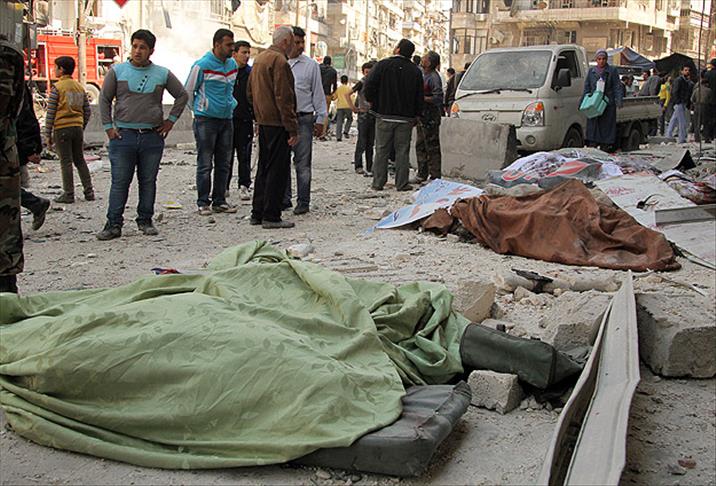 Halep'te pazar yerine "vakum bombalı" saldırı: 20 ölü