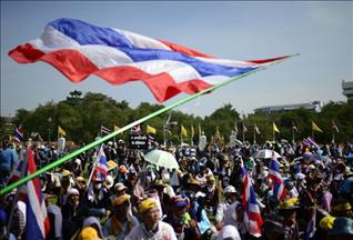 HRW призвала к прекращению насилия в Таиланде