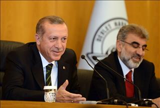 Erdoğan condamne les critiques émises sur le traitement des élections de l'AA