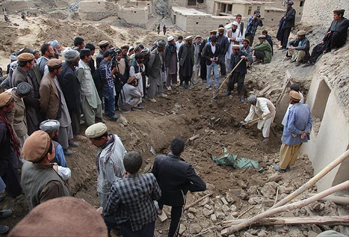 Afganistan'da köylülerin umut kazısı