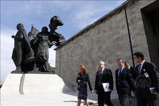 Le Parlement turc débat à propos d'une enquête sur les ex-ministres soupçonnés de corruption