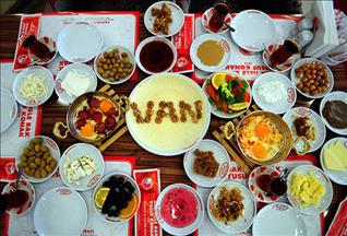 Ceribandina rekora Guînnessê ya taştêya Wanê dê bê lidarxistin