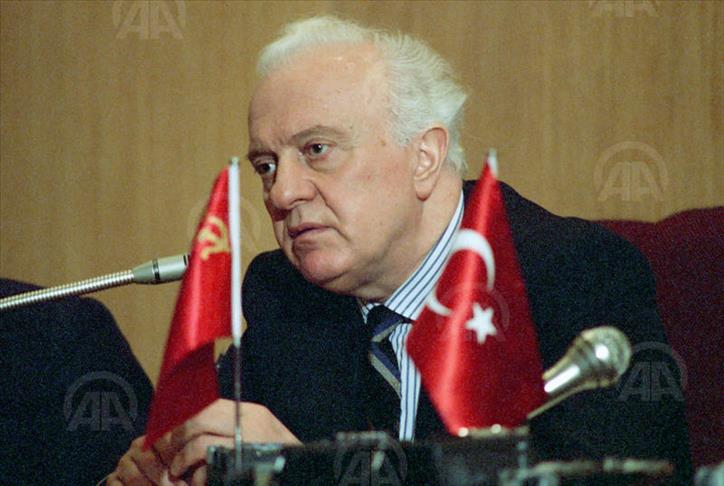 L'ex-président géorgien Edouard Chevardnadzé est mort
