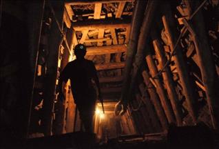 На аварийной шахте в СУАР погибли 17 горняков