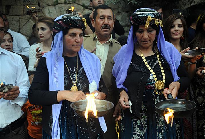 Yezidiler, 'sır' dinleri ve gelenekleri