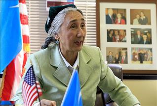 زعيمة أتراك الأويغور تشيد بحكومة أردوغان