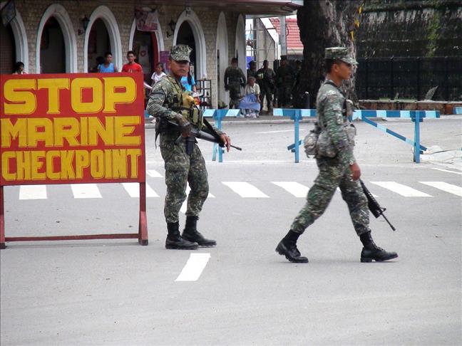 Siege anniversary in Philippines' south passes peacefully